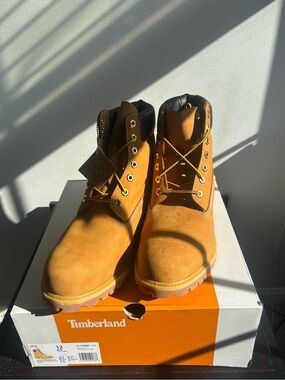 Timberland Wheat Work-Style Men’s Lace-Up Boots. NWT. UNWORN.